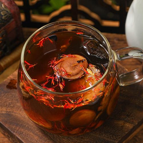 Đào Hồng Tứ Vật Thang